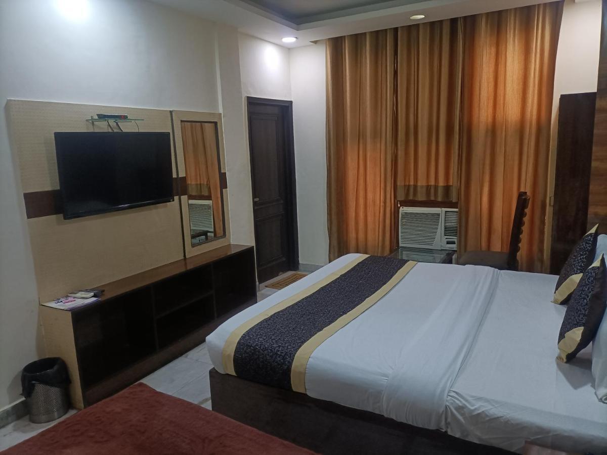 Hotel Le Mount Near Igi Airport New Delhi Exterior photo